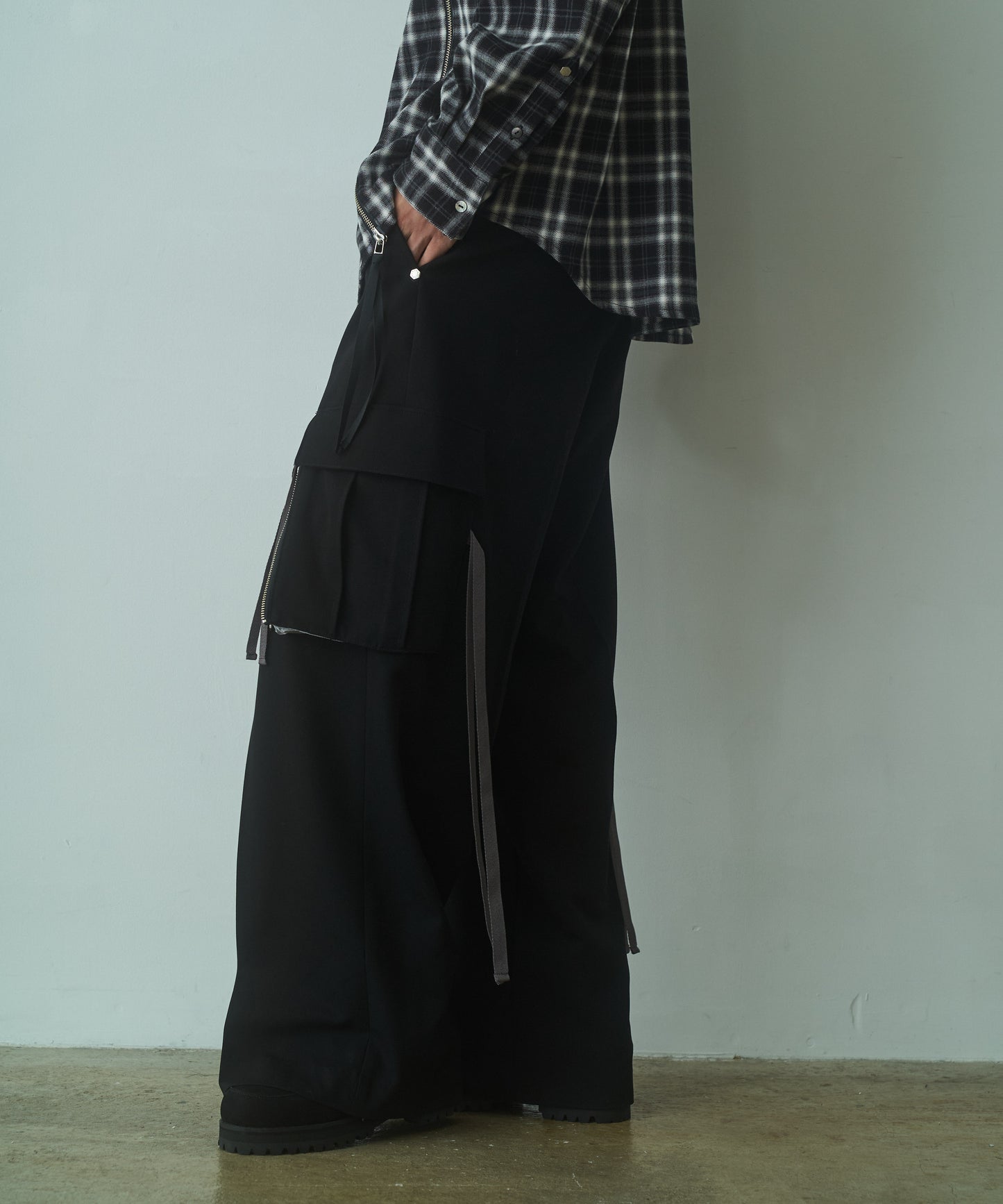 String Cargo Slacks