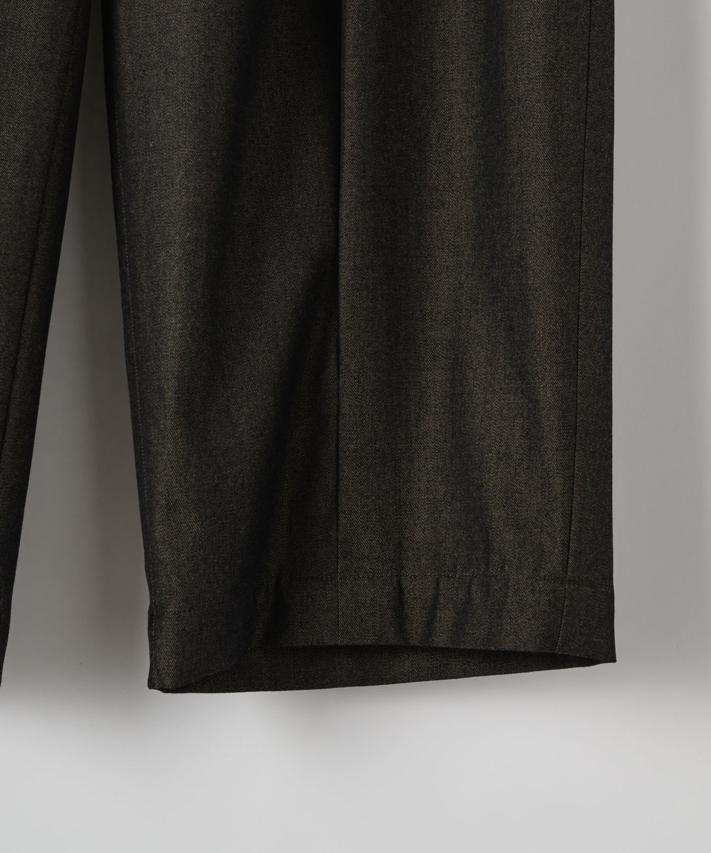 Wool gabardine tapered slacks