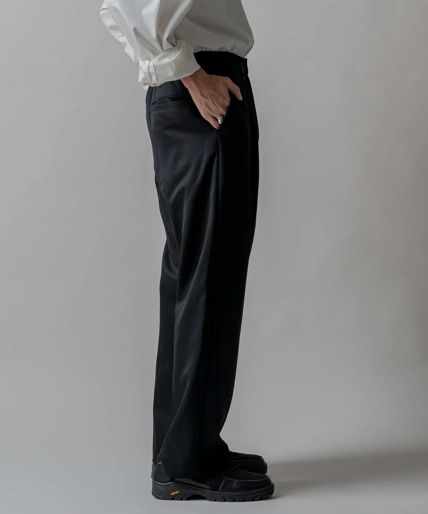 Wool gabardine 100% straight slacks