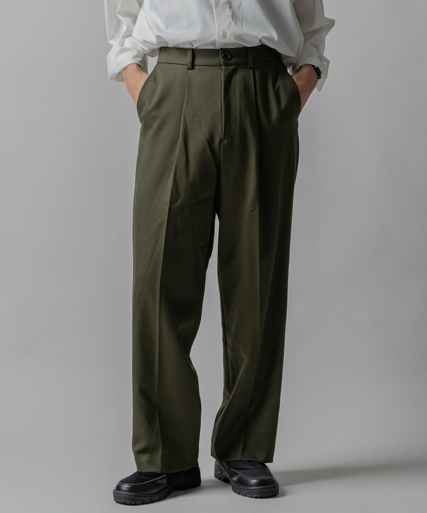 Wool gabardine 100% straight slacks