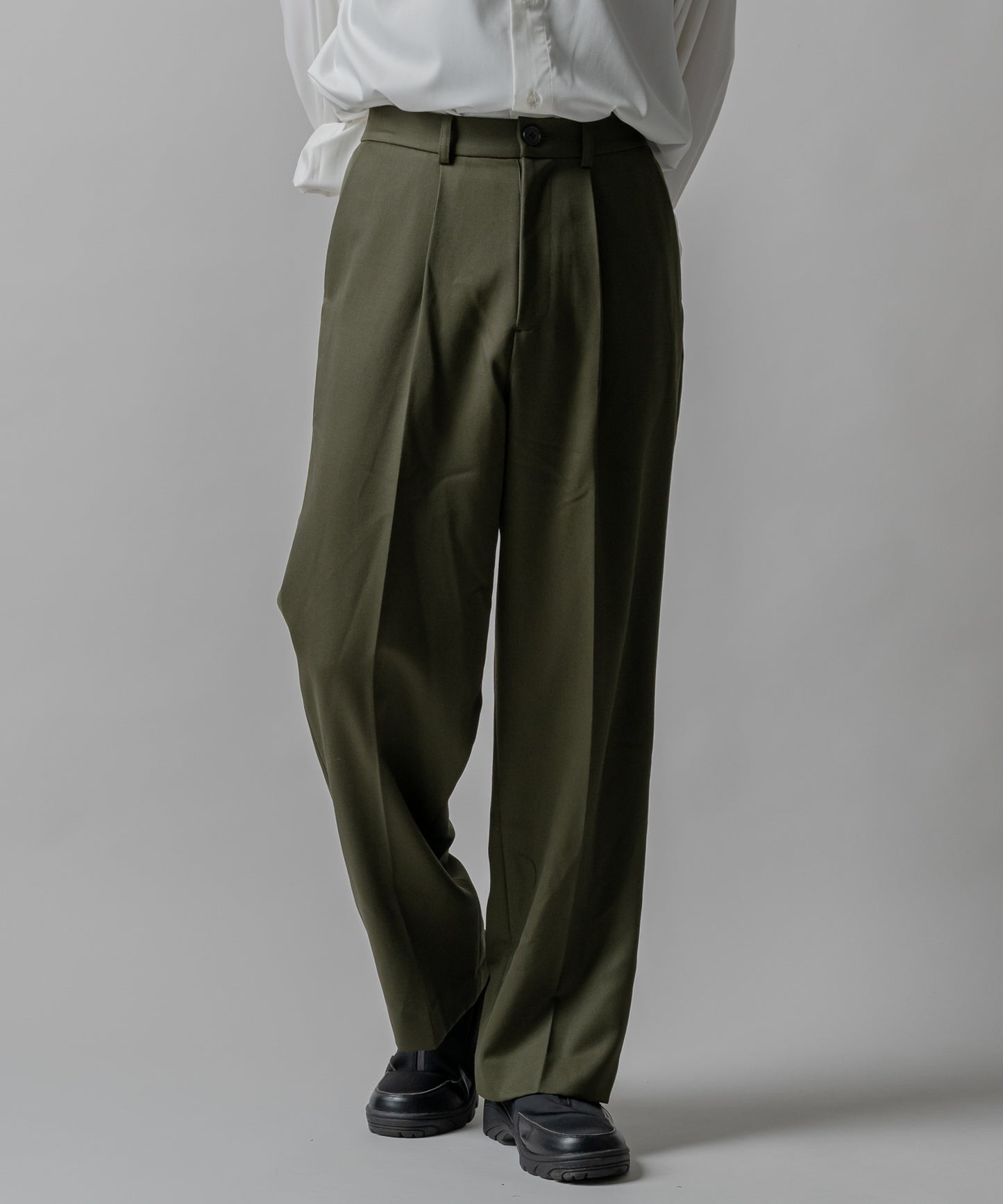 Wool gabardine 100% straight slacks