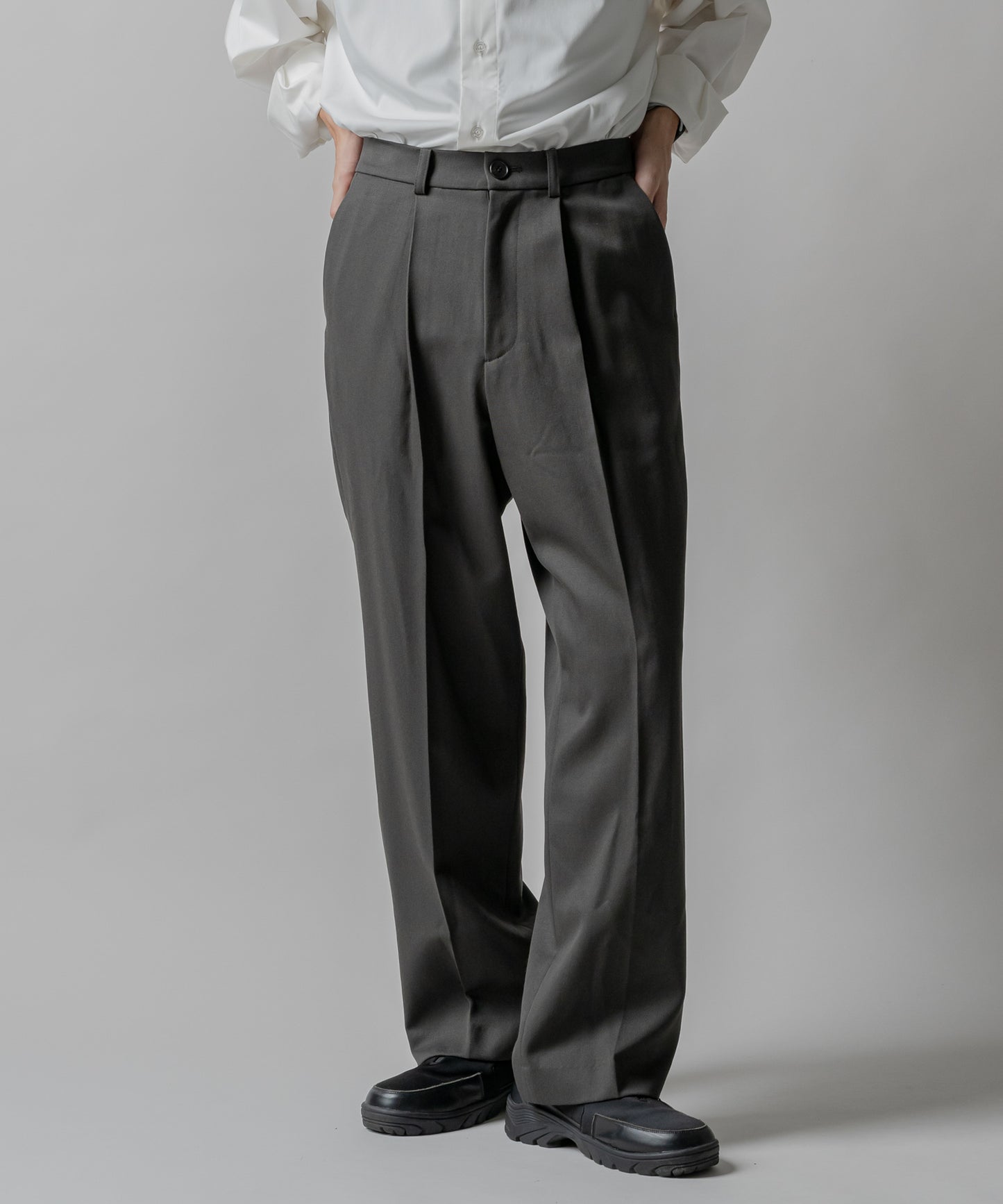 Wool gabardine 100% straight slacks